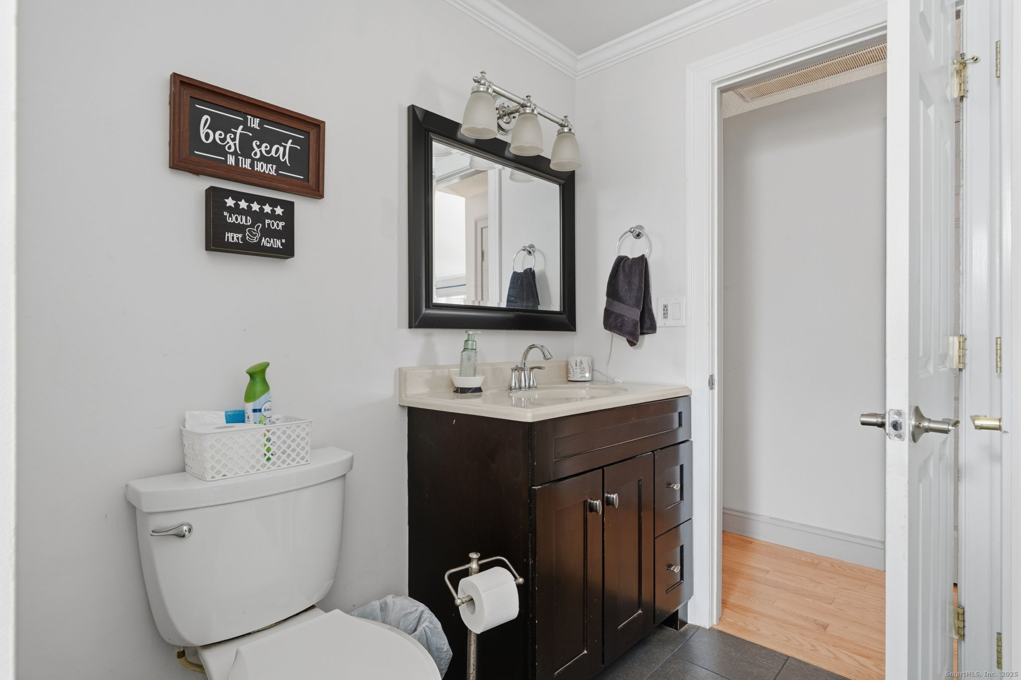 Southington, Connecticut, 06489, United States, 4 Bedrooms Bedrooms, ,3 BathroomsBathrooms,Residential,For Sale,2001900