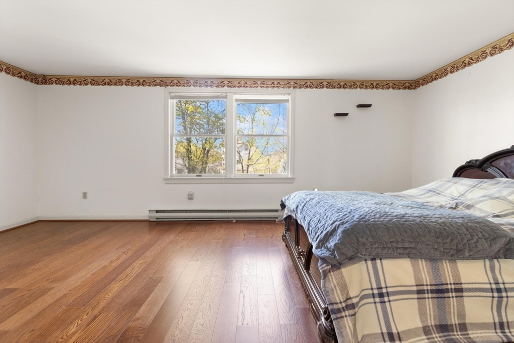 Lynn, Massachusetts, 01902, United States, 4 Bedrooms Bedrooms, ,2 BathroomsBathrooms,Residential,For Sale,2049430
