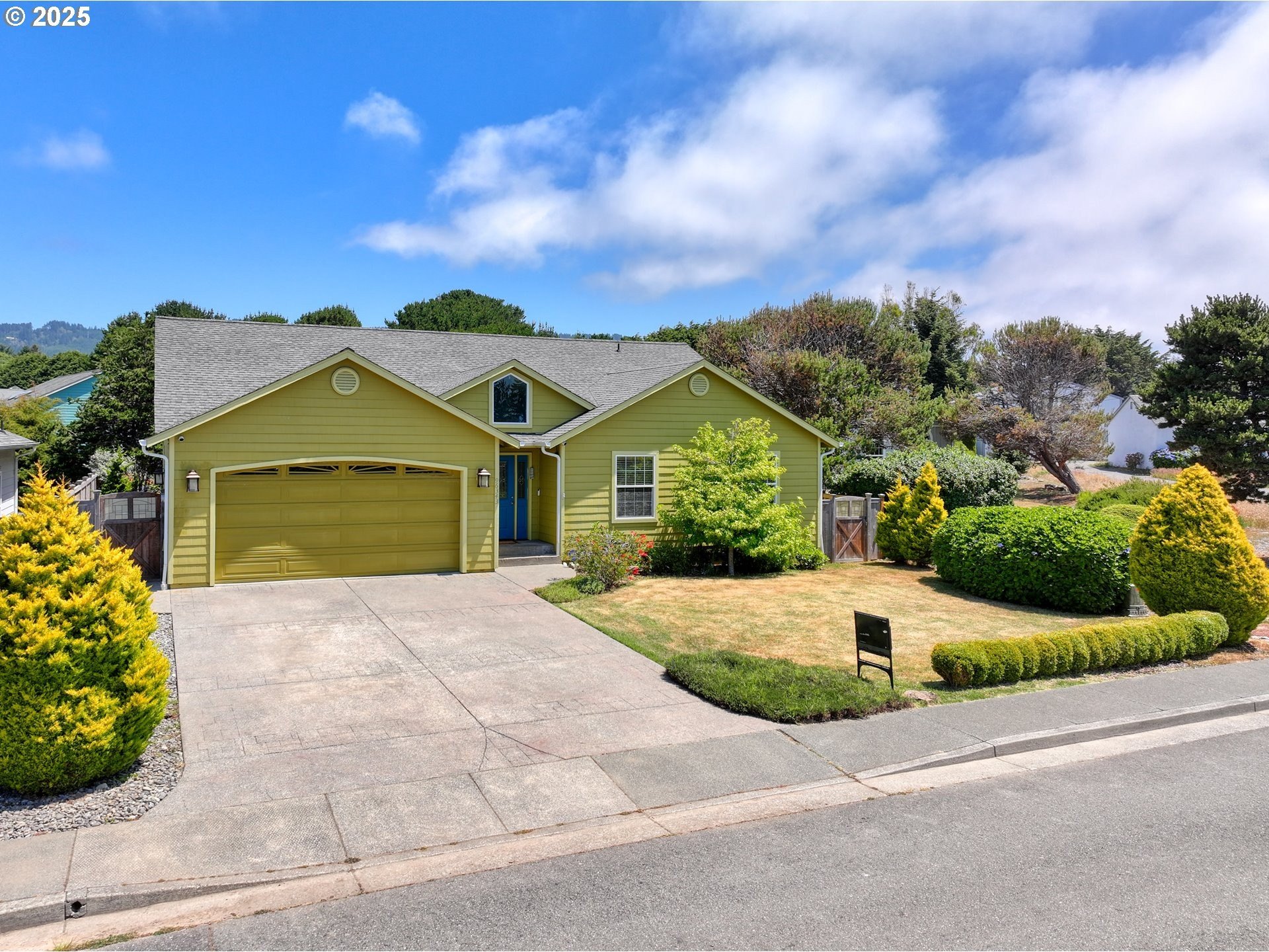 Brookings, Oregon, 97415, United States, 3 Bedrooms Bedrooms, ,2 BathroomsBathrooms,Residential,For Sale,1974260