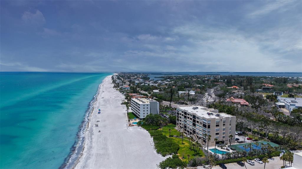 Longboat Key, Florida, 34228, United States, 3 Bedrooms Bedrooms, ,2 BathroomsBathrooms,Residential,For Sale,1793639
