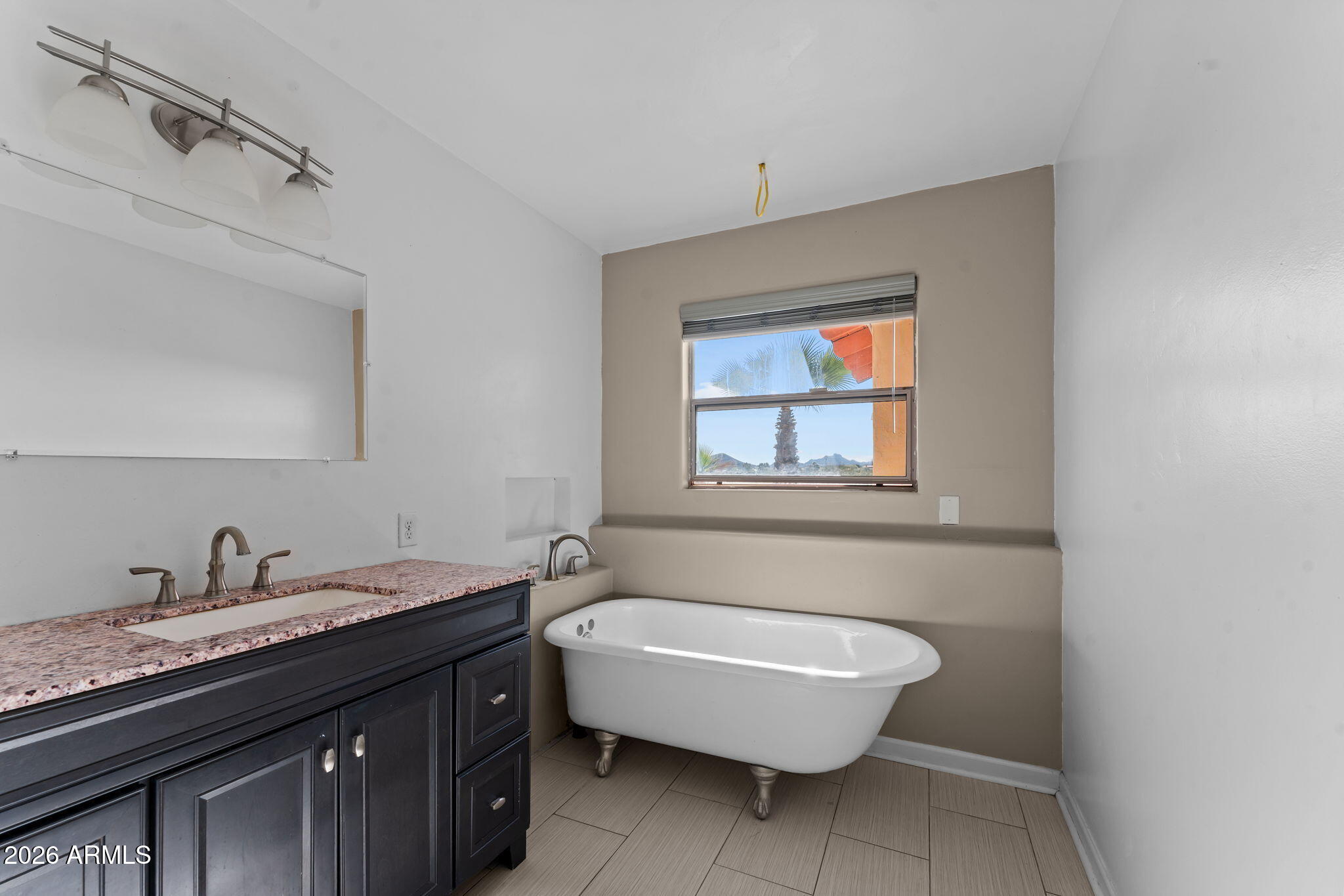 Wickenburg, Arizona, 85390, United States, 5 Bedrooms Bedrooms, ,4 BathroomsBathrooms,Residential,For Sale,2014013