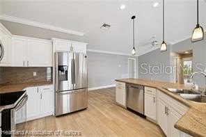 LAKE PLACID, Florida, 33852, United States, 5 Bedrooms Bedrooms, ,5 BathroomsBathrooms,Residential,For Sale,1983163