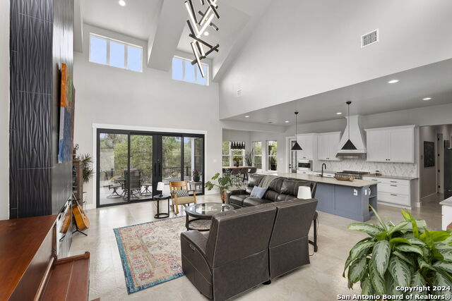 New Braunfels, Texas, 78132, United States, 3 Bedrooms Bedrooms, ,3 BathroomsBathrooms,Residential,For Sale,1994522