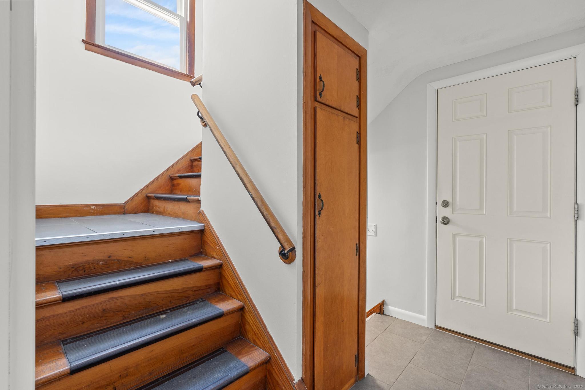 West Hartford, Connecticut, 06119, United States, 4 Bedrooms Bedrooms, ,2 BathroomsBathrooms,Residential,For Sale,1934206
