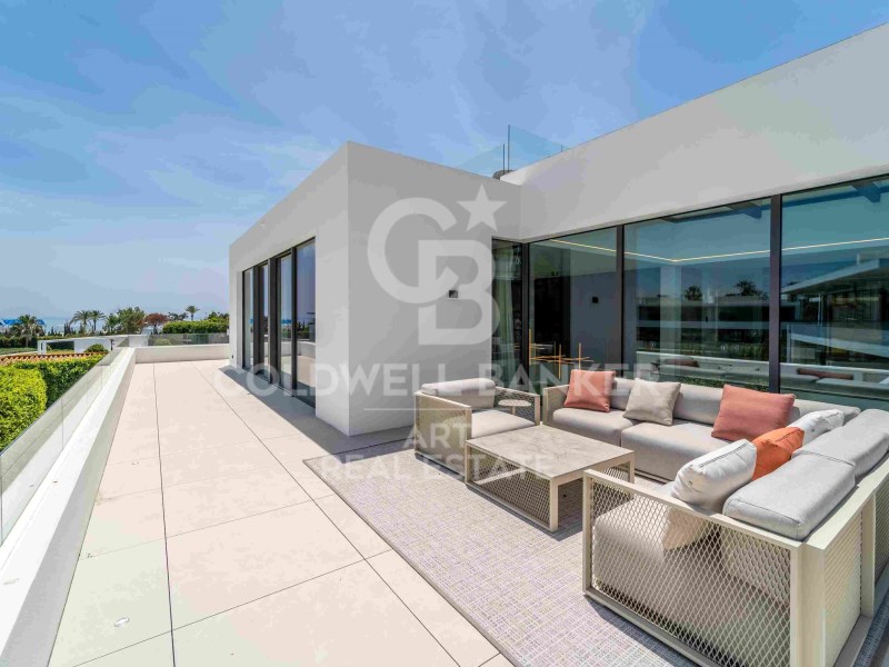 Marbella, Andalusia, ES, 5 Bedrooms Bedrooms, ,5 BathroomsBathrooms,Residential,For Sale,1805166