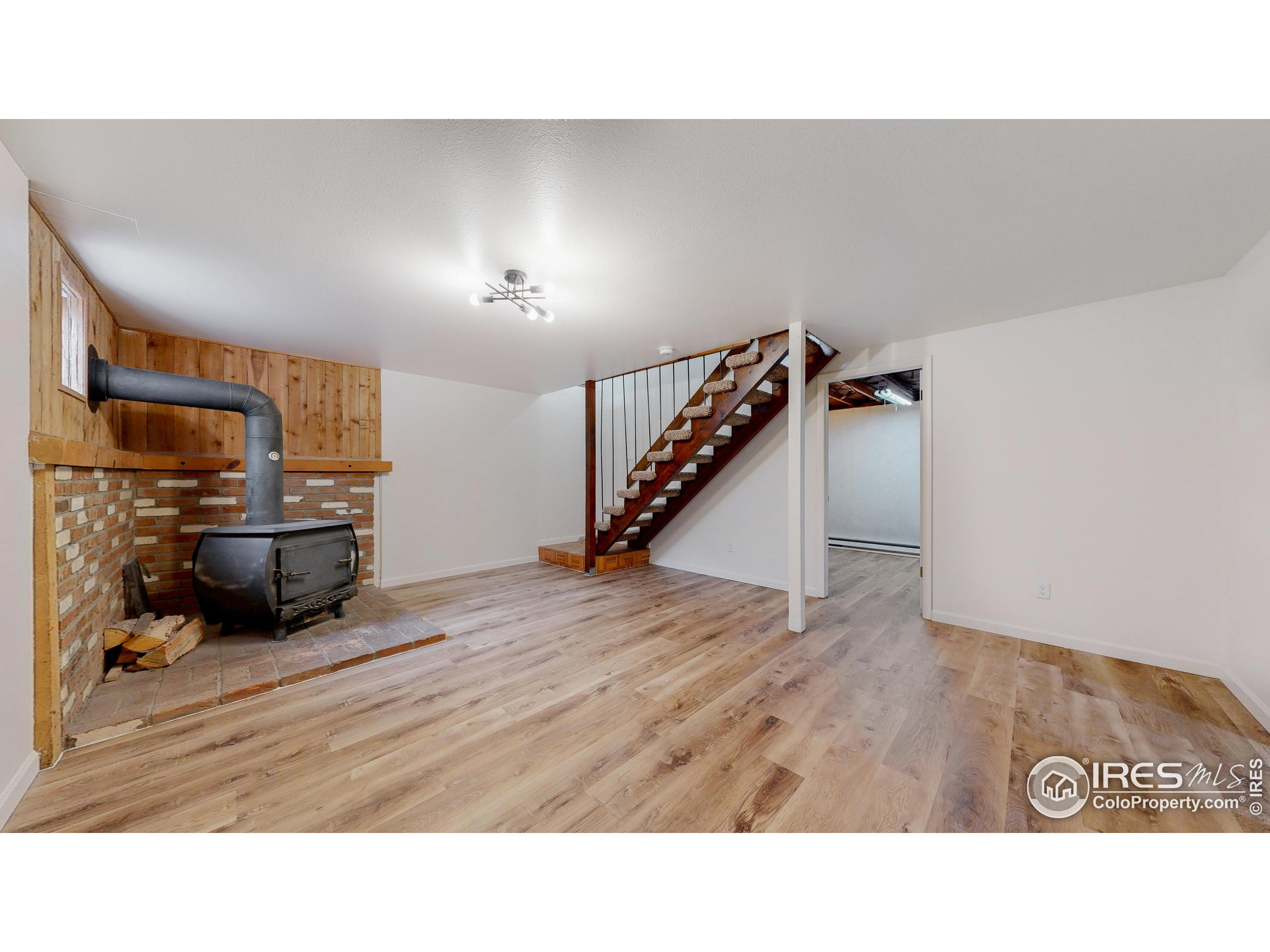 Fort Collins, Colorado, 80521, United States, 3 Bedrooms Bedrooms, ,1 BathroomBathrooms,Residential,For Sale,1948216