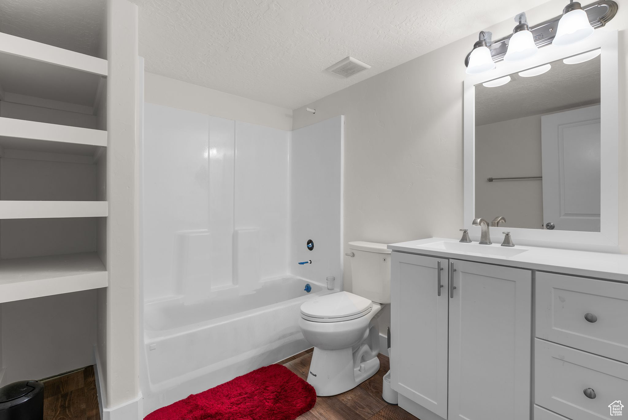 Tooele, Utah, 84074, United States, 5 Bedrooms Bedrooms, ,3 BathroomsBathrooms,Residential,For Sale,1907581