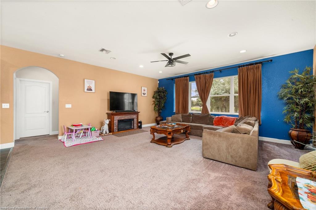 Sebring, Florida, 33872, United States, 4 Bedrooms Bedrooms, ,3 BathroomsBathrooms,Residential,For Sale,1974916