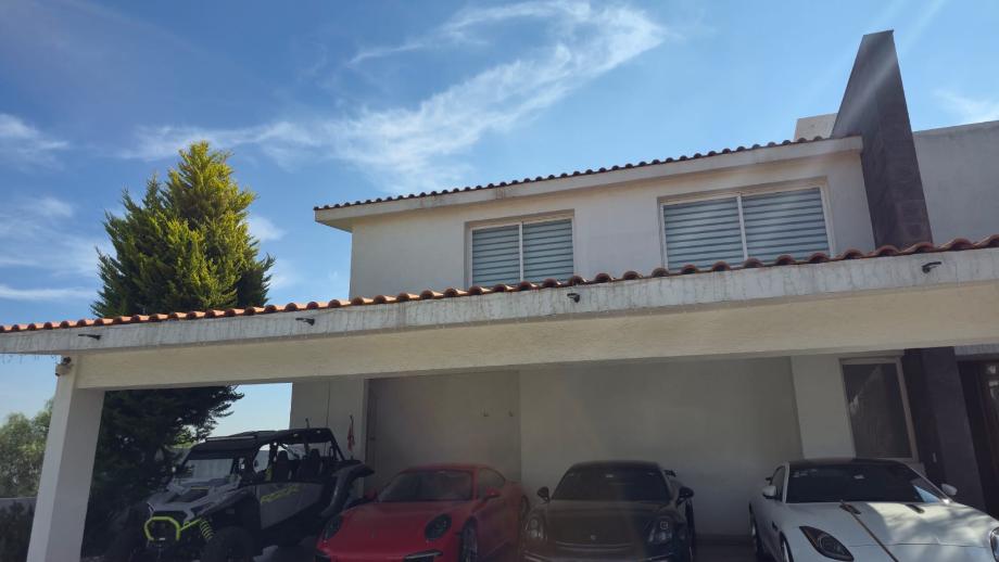 Atizapán de Zaragoza, Estado de méxico, 52938, Mexico, 4 Bedrooms Bedrooms, ,4 BathroomsBathrooms,Residential,For Sale,2002088