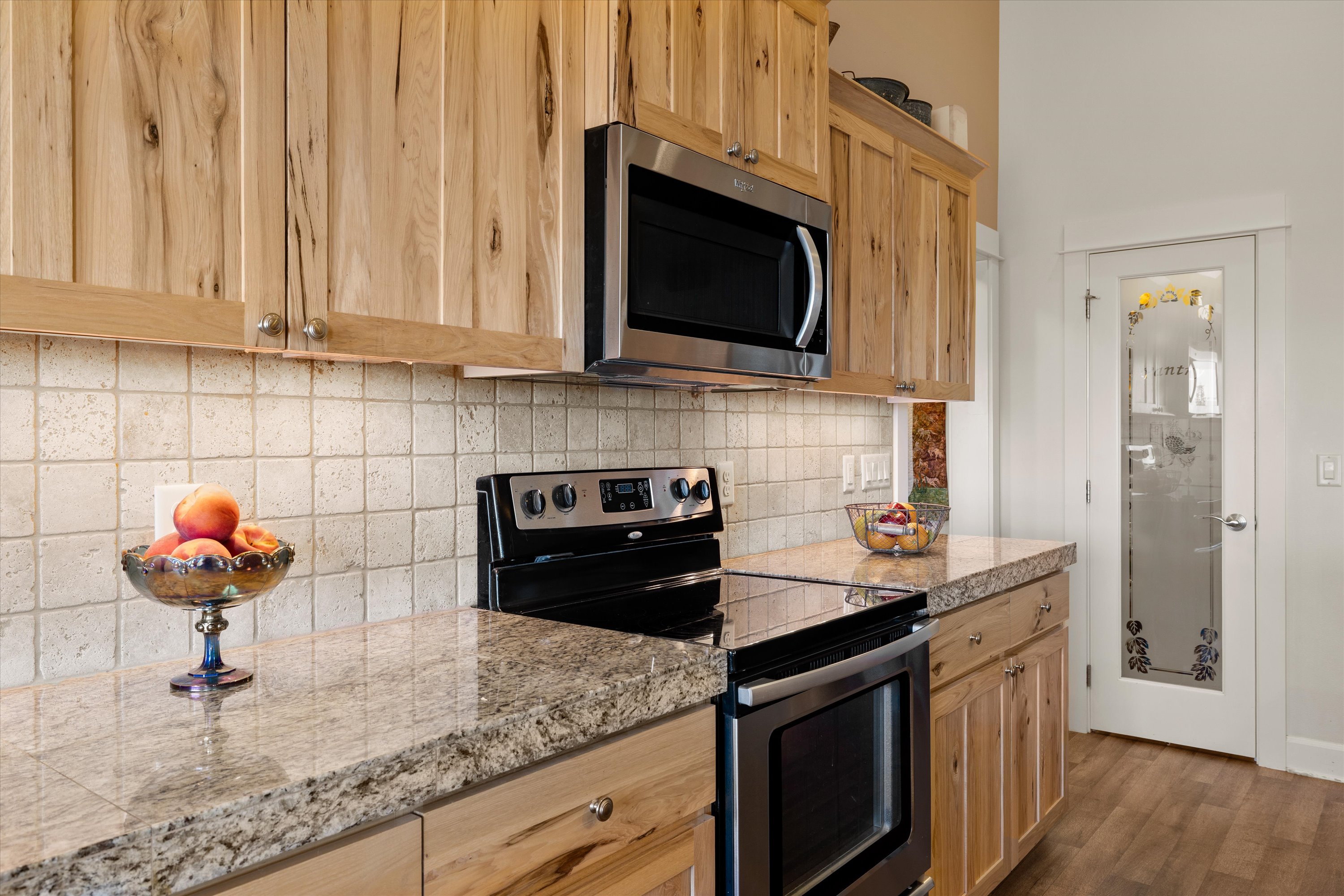 Prineville, Oregon, 97754, United States, 3 Bedrooms Bedrooms, ,2 BathroomsBathrooms,Residential,For Sale,1903367