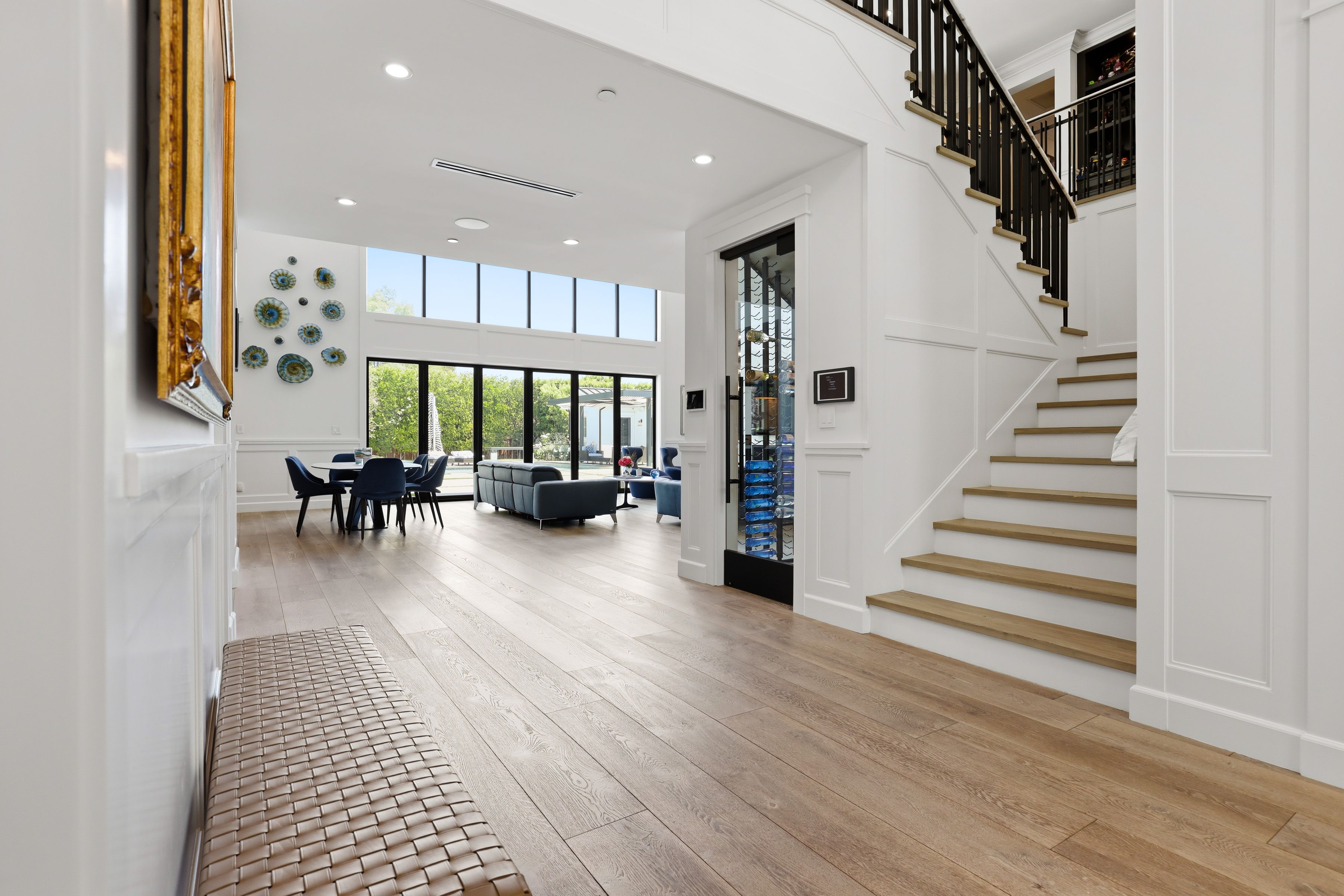  5342 Shoshone Avenue - 物件實景