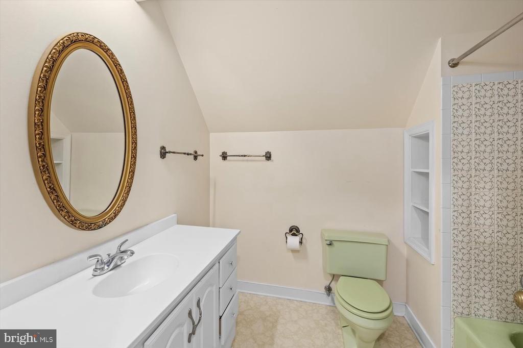 Fredericksburg, Virginia, 22401, United States, 3 Bedrooms Bedrooms, ,3 BathroomsBathrooms,Residential,For Sale,1903786