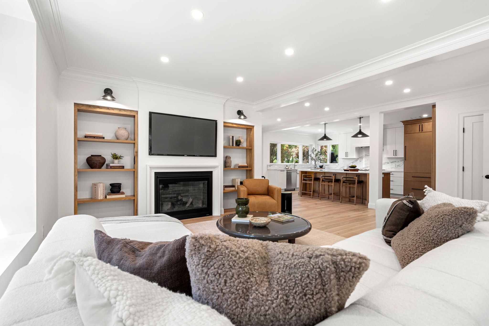  68 Barnard Avenue, Watertown, MA, 02472 - 物件實景