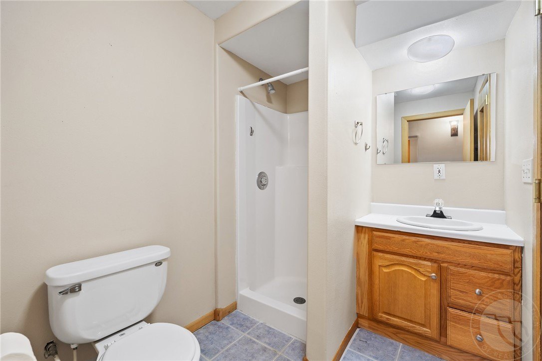 Absarokee, Montana, 59001, United States, 4 Bedrooms Bedrooms, ,4 BathroomsBathrooms,Residential,For Sale,1979121