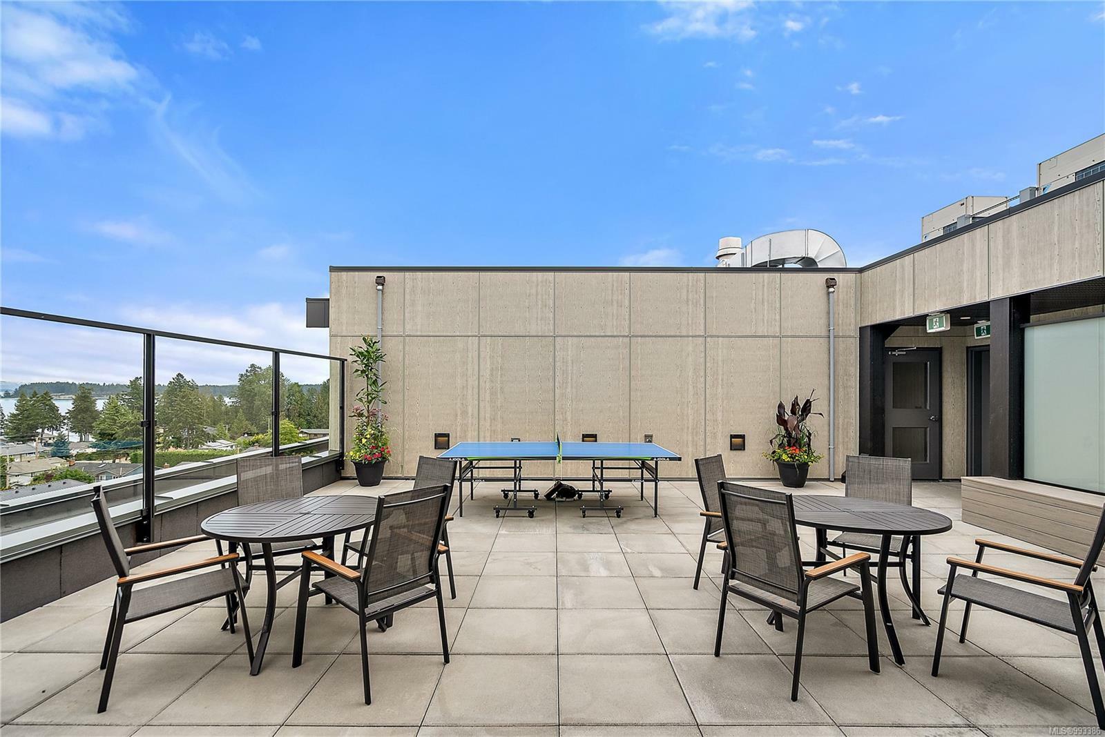 CENTRAL SAANICH, British Columbia, V8M 0B9, CA, 1 Bedroom Bedrooms, ,Residential,For Sale,1891778