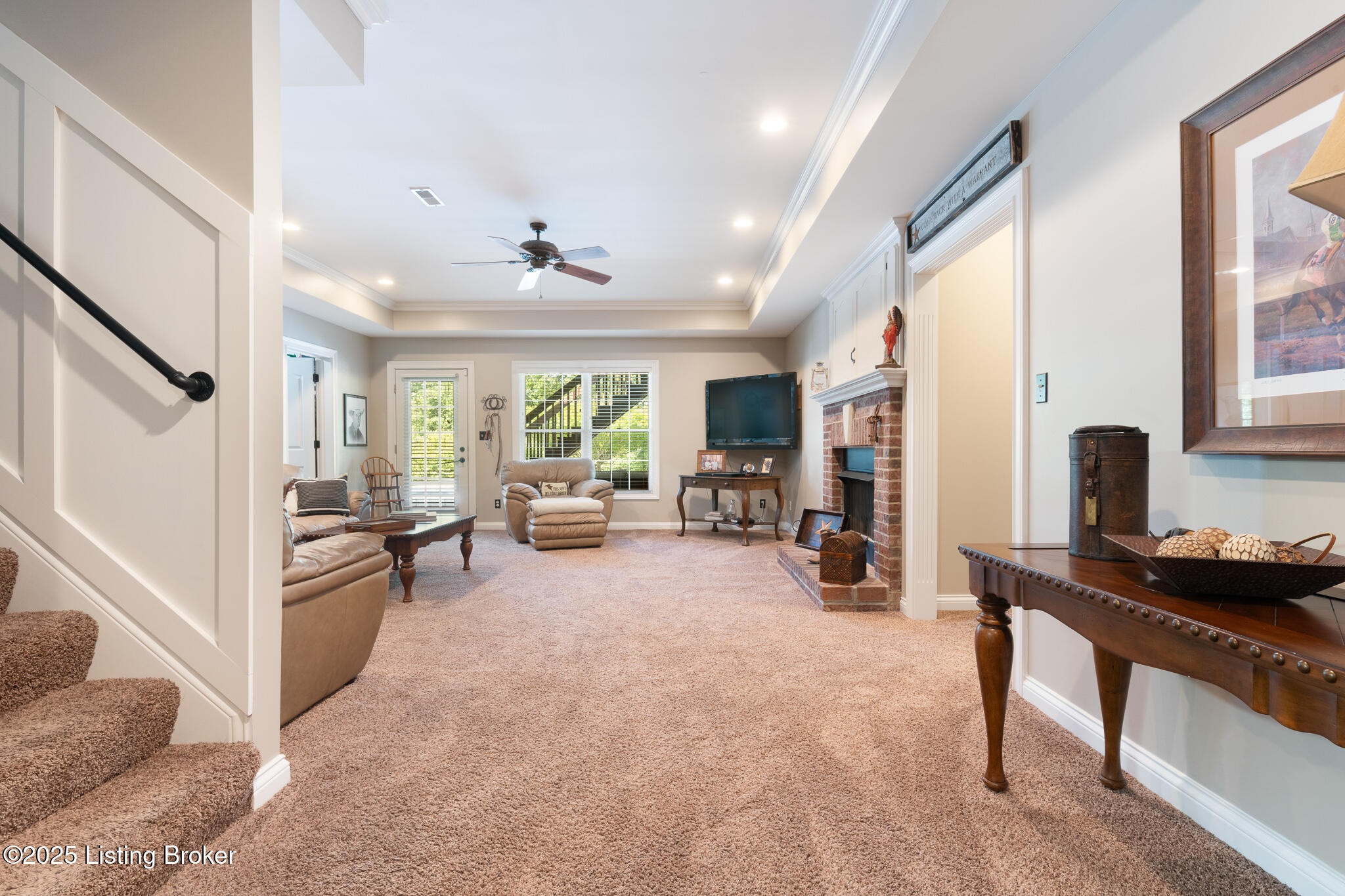 Crestwood, Kentucky, 40014, United States, 6 Bedrooms Bedrooms, ,5 BathroomsBathrooms,Residential,For Sale,1908239