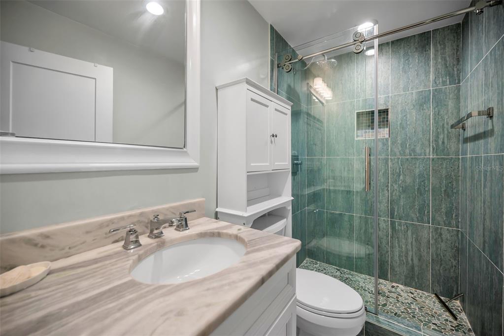 St Petersburg, Florida, 33704, United States, 2 Bedrooms Bedrooms, ,2 BathroomsBathrooms,Residential,For Sale,1989115