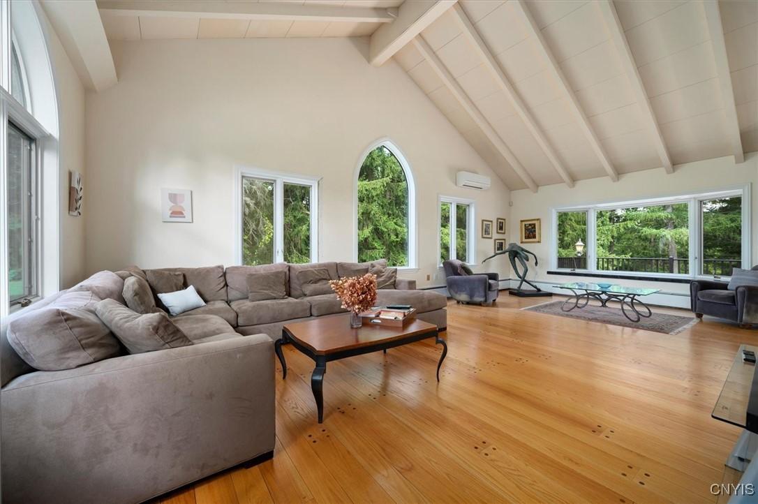 Frankfort, New York, 13413, United States, 5 Bedrooms Bedrooms, ,3 BathroomsBathrooms,Residential,For Sale,1939767