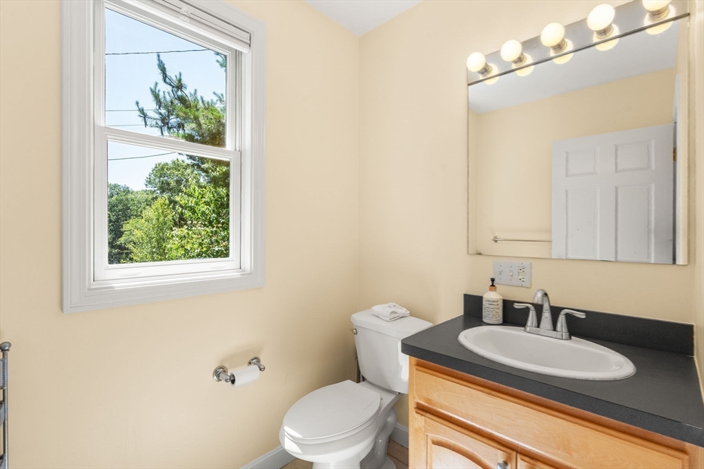 Boston, Massachusetts, 02132, United States, 4 Bedrooms Bedrooms, ,3 BathroomsBathrooms,Residential,For Sale,1874129