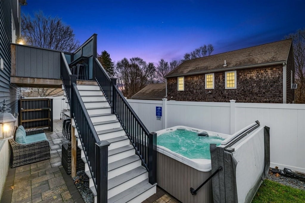 Plymouth, Massachusetts, 02360, United States, 4 Bedrooms Bedrooms, ,4 BathroomsBathrooms,Residential,For Sale,1979999