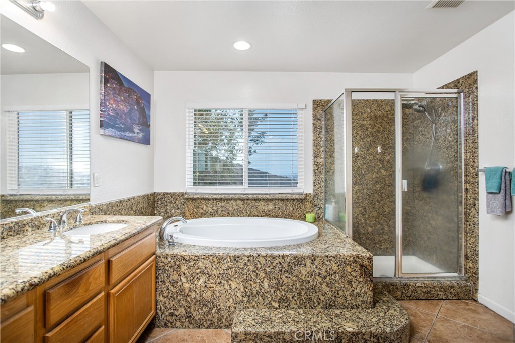Spring Valley, California, 91978, United States, 4 Bedrooms Bedrooms, ,3 BathroomsBathrooms,Residential,For Sale,1943889