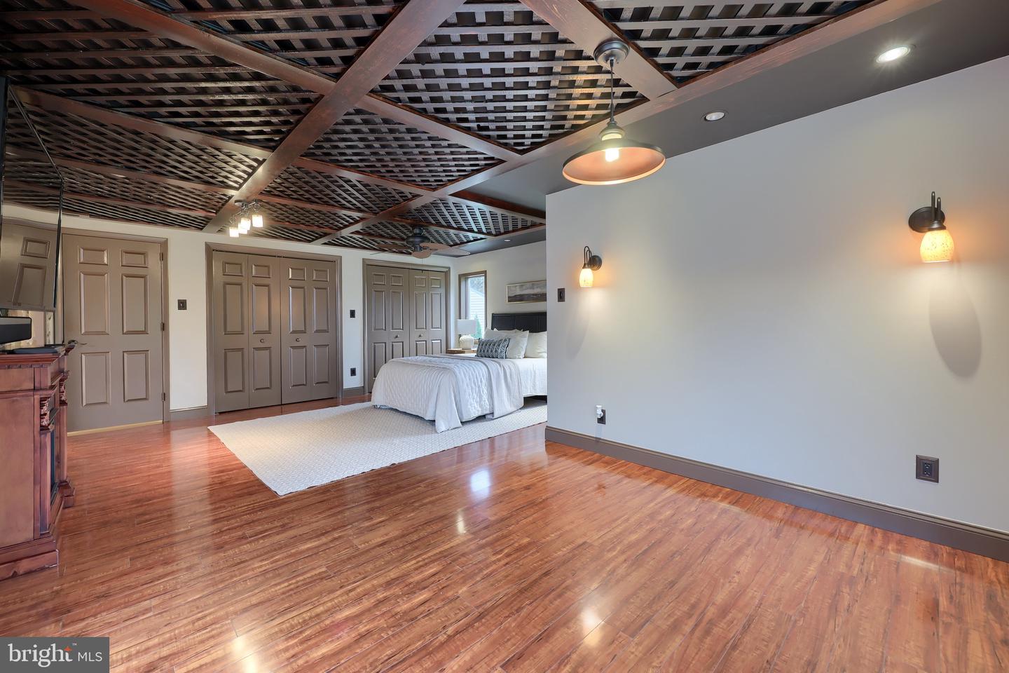 Lancaster, Pennsylvania, 17601, United States, 4 Bedrooms Bedrooms, ,3 BathroomsBathrooms,Residential,For Sale,1999084