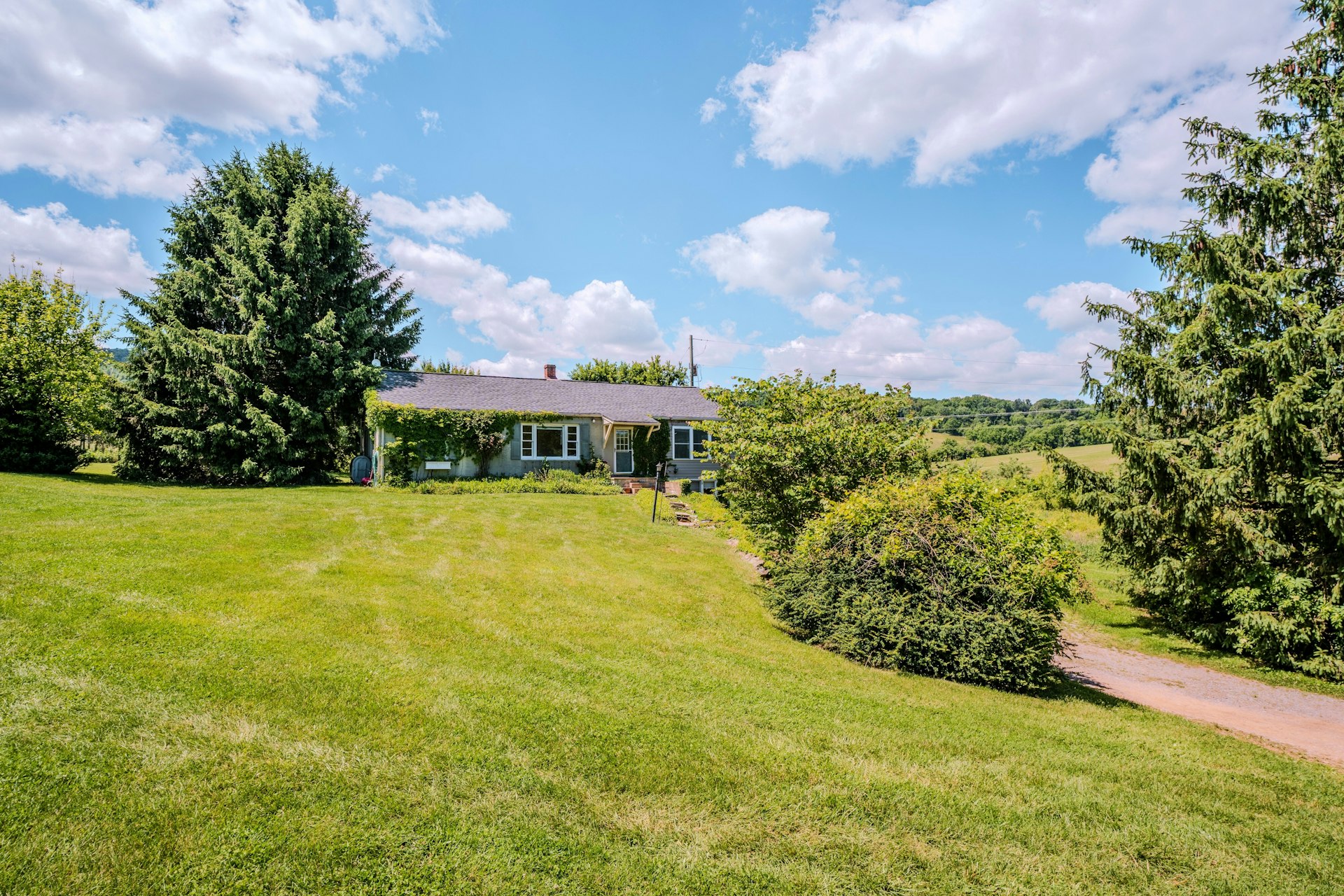  35339 Appalachian Trail Road, Round Hill, VA 20141 - 物件實景