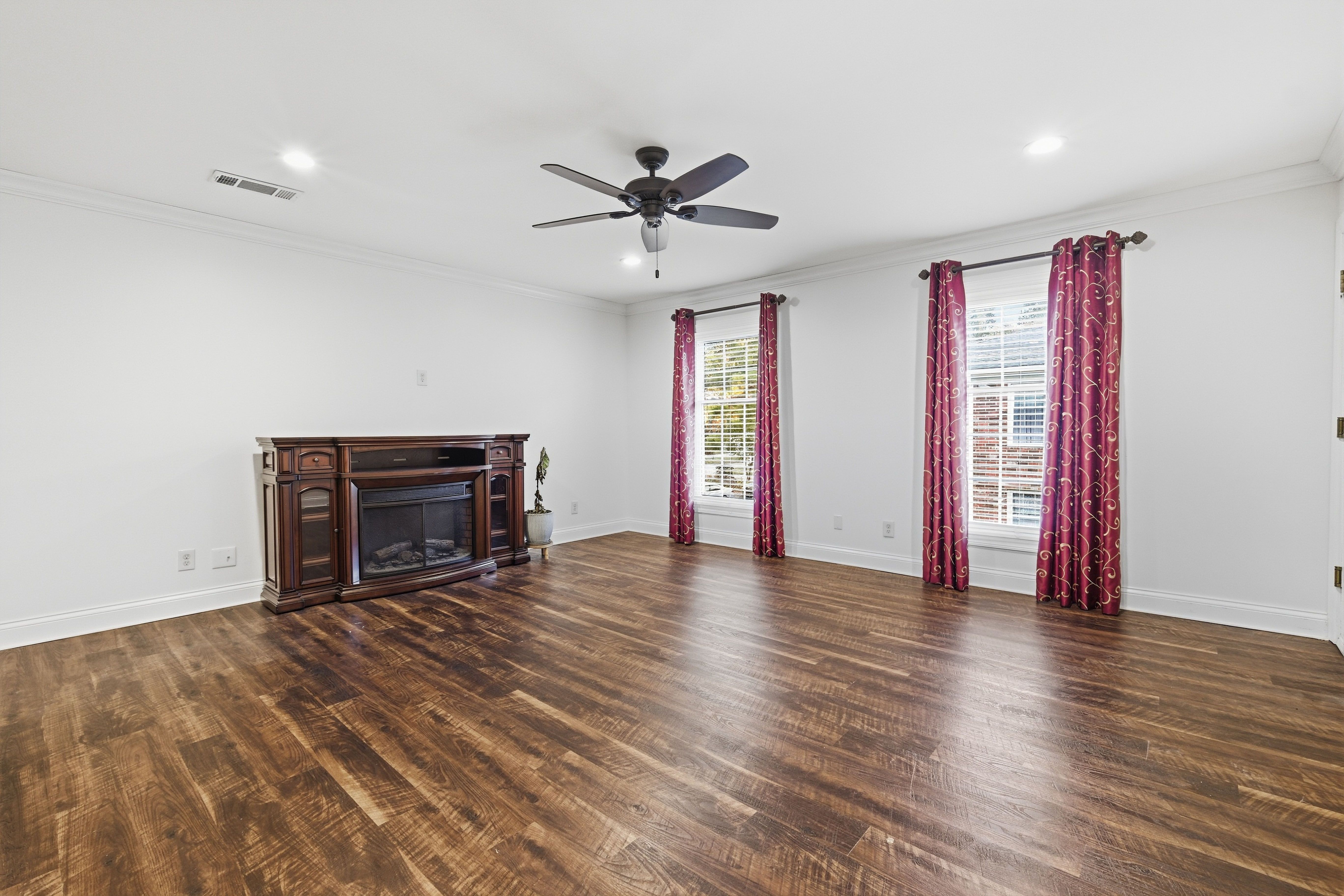  4708 Weybridge Gardens, 104, Louisville, KY 40207 - 物件實景