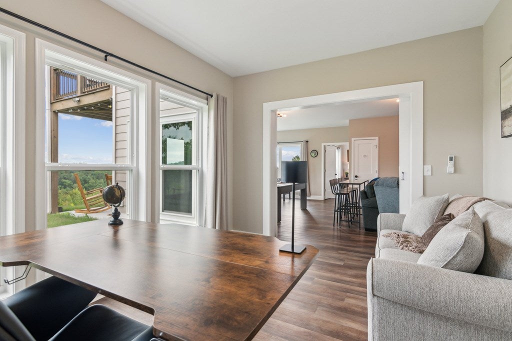 Ellijay, Georgia, 30540, United States, 3 Bedrooms Bedrooms, ,3 BathroomsBathrooms,Residential,For Sale,2003532