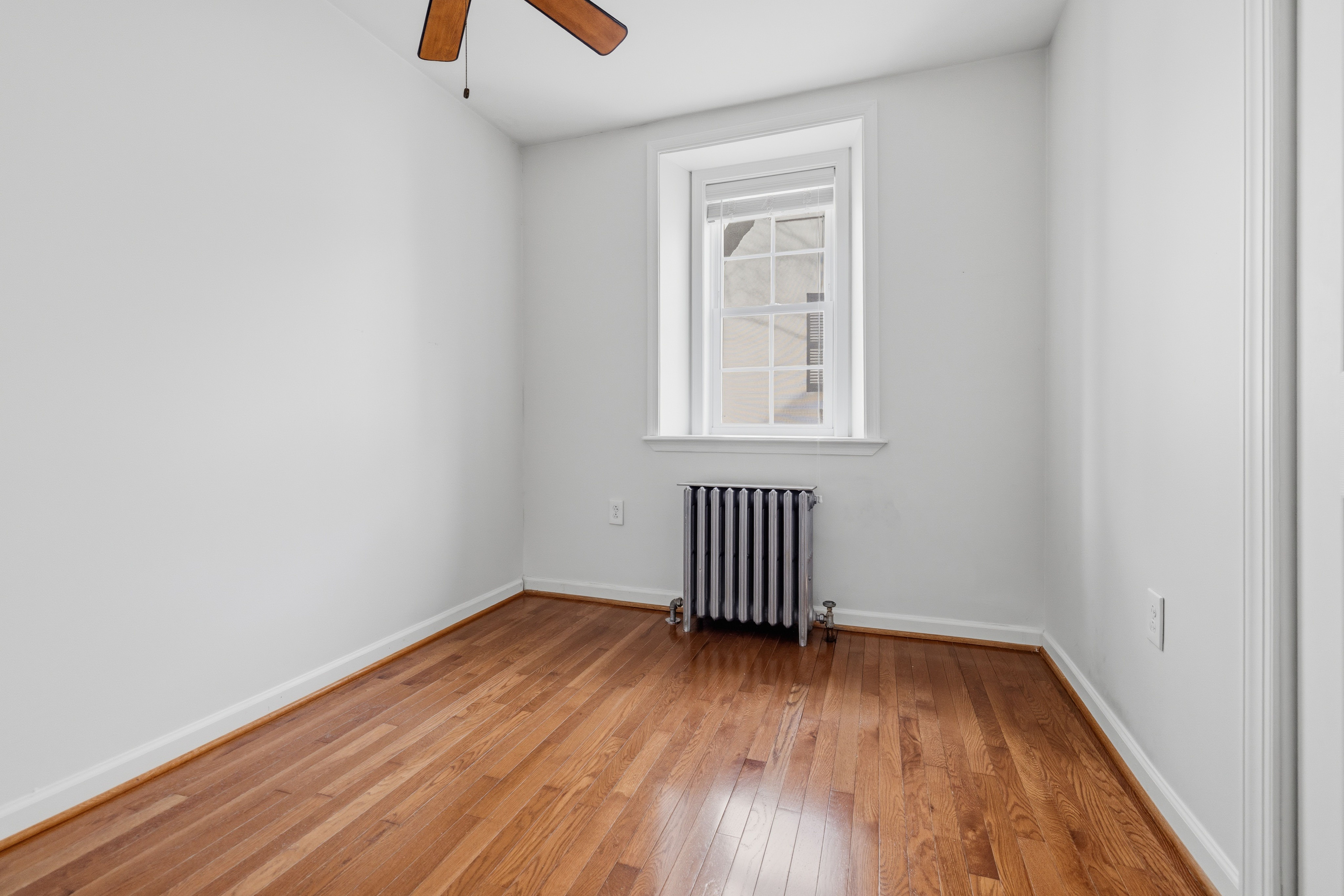  210 East Evergreen Avenue, Philadelphia, PA 19118 - 物件實景