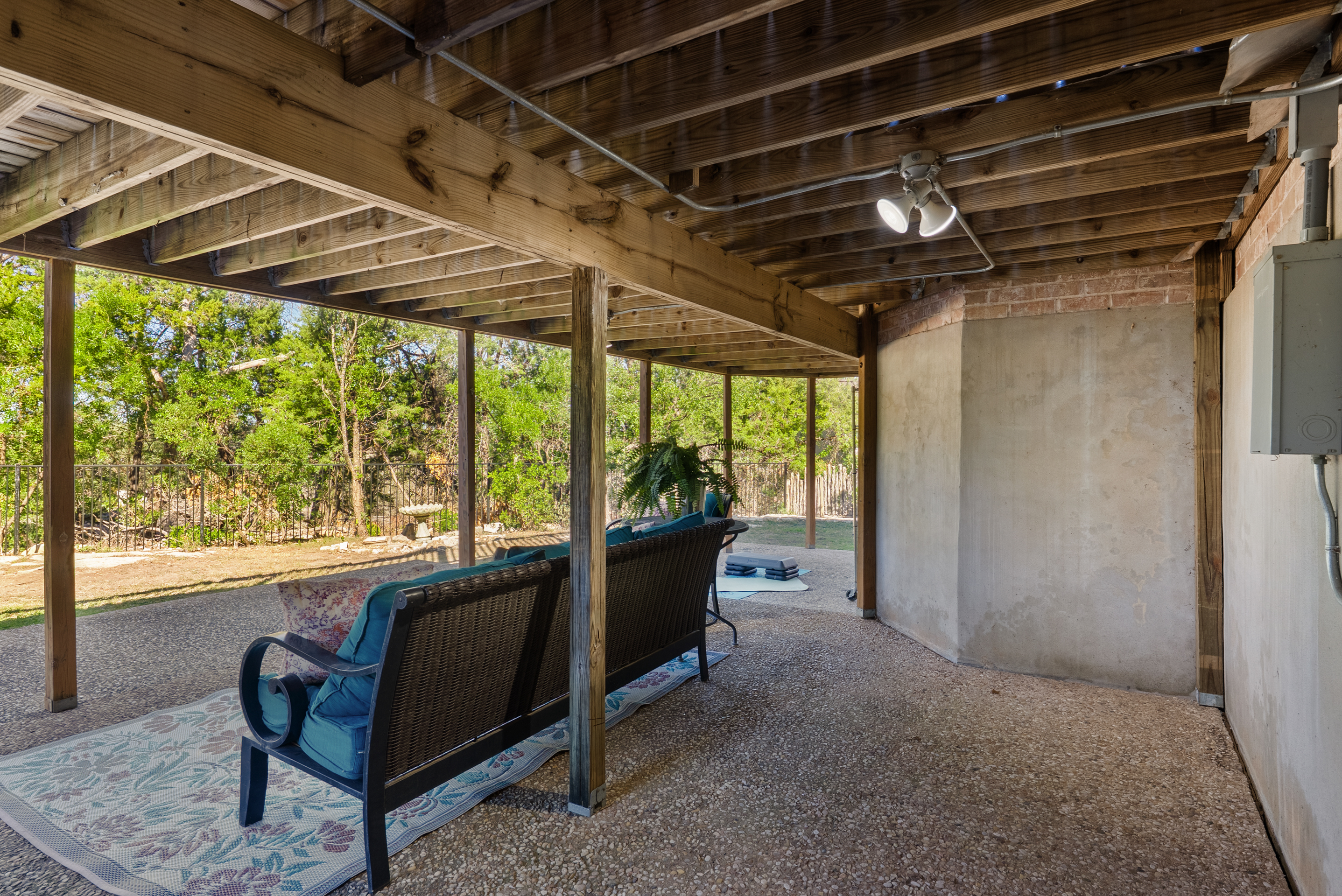  Updated Single-Story Living in the Heart of Lakeway - 物件實景