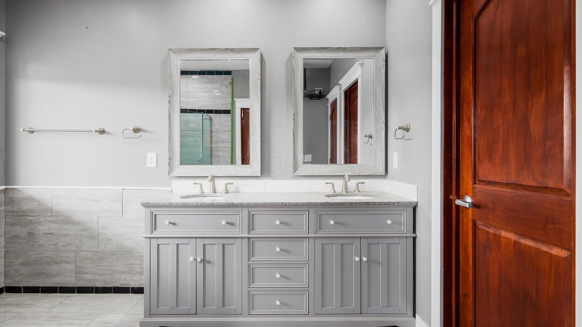 Mount Vernon, Ohio, 43050, United States, 4 Bedrooms Bedrooms, ,3 BathroomsBathrooms,Residential,For Sale,1977860