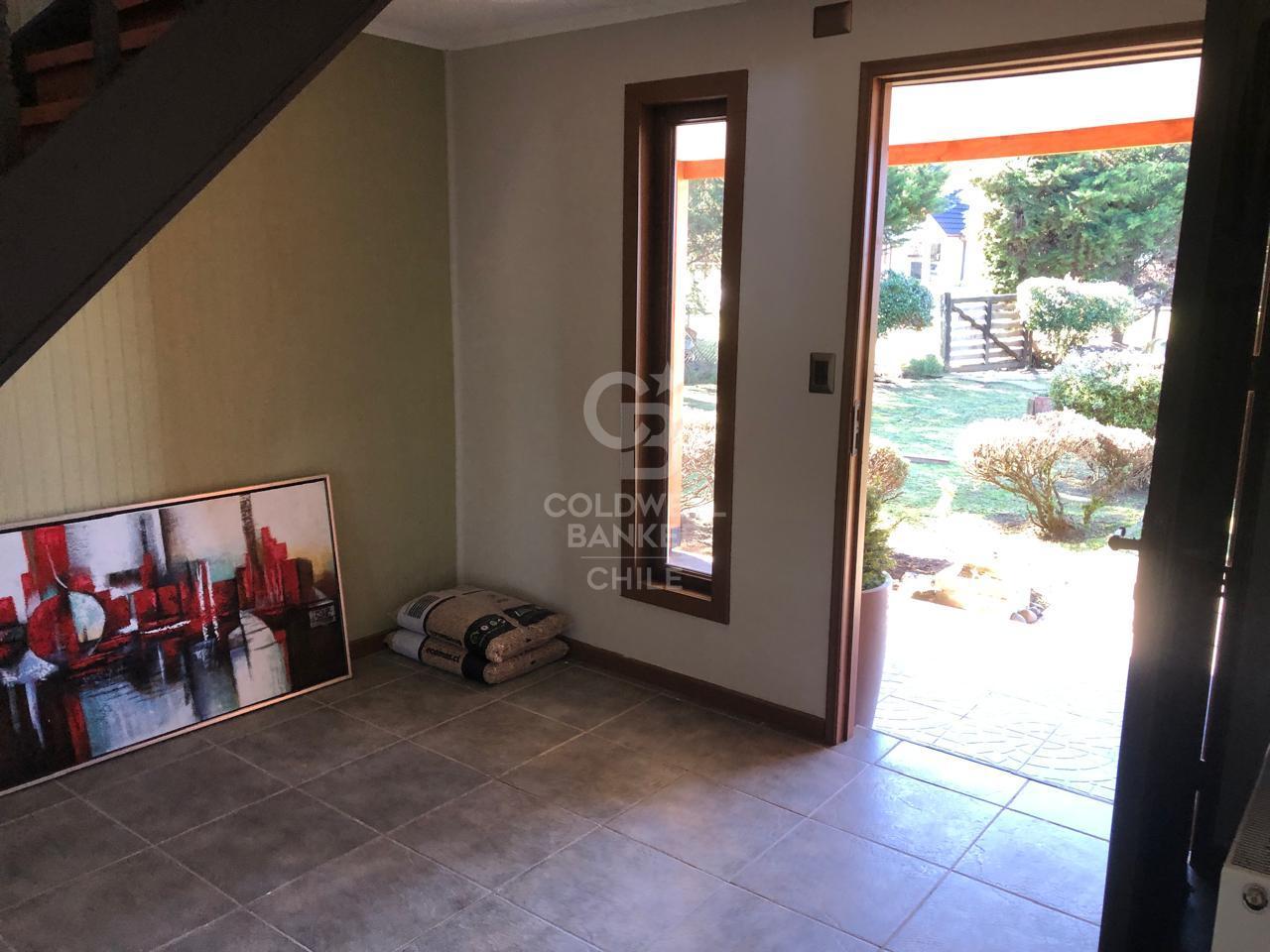 Puerto Varas, Chile, 5 Bedrooms Bedrooms, ,5 BathroomsBathrooms,Residential,For Sale,1957835