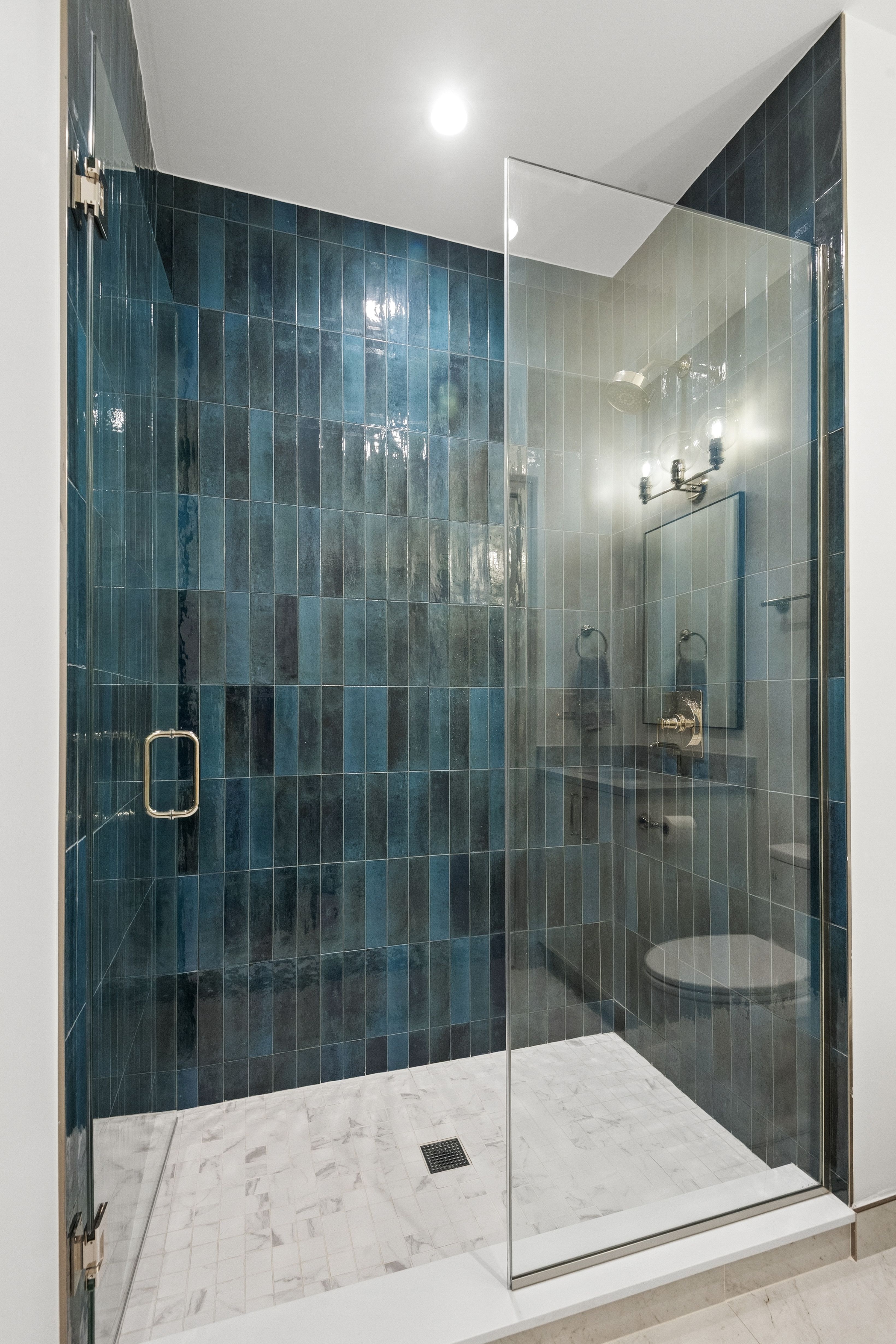  Welcome to this Exceptional Duplex Residence in theHheart of Lincoln Park - 物件實景