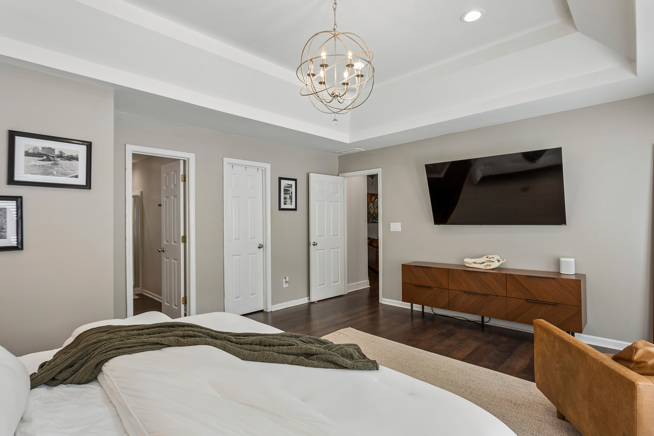  Beautifully Updated and Move-in Ready Four Bedroom Home - 物件實景