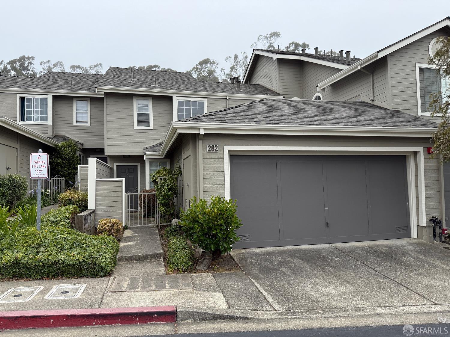 Daly City, California, 94014, United States, 2 Bedrooms Bedrooms, ,3 BathroomsBathrooms,Residential,For Sale,1938525