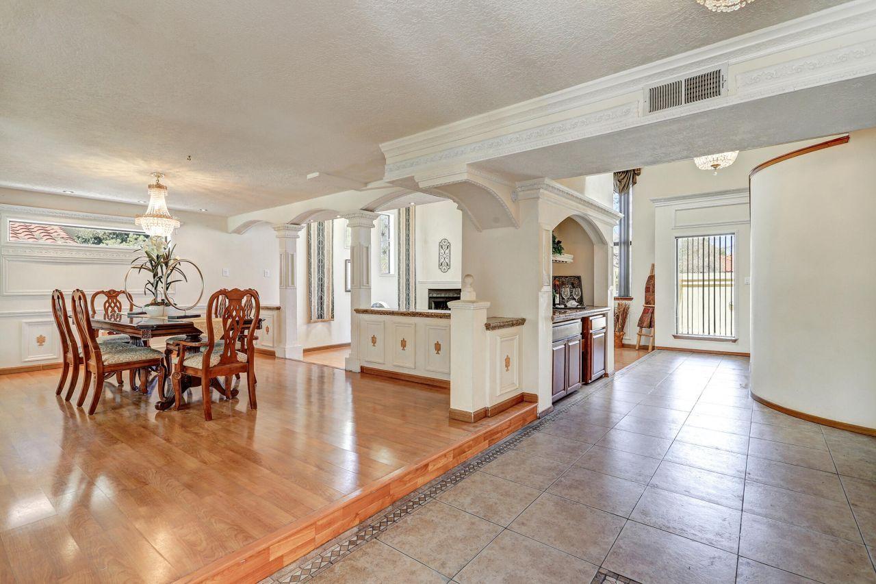 Albuquerque, New Mexico, 87122, United States, 3 Bedrooms Bedrooms, ,3 BathroomsBathrooms,Residential,For Sale,1768217