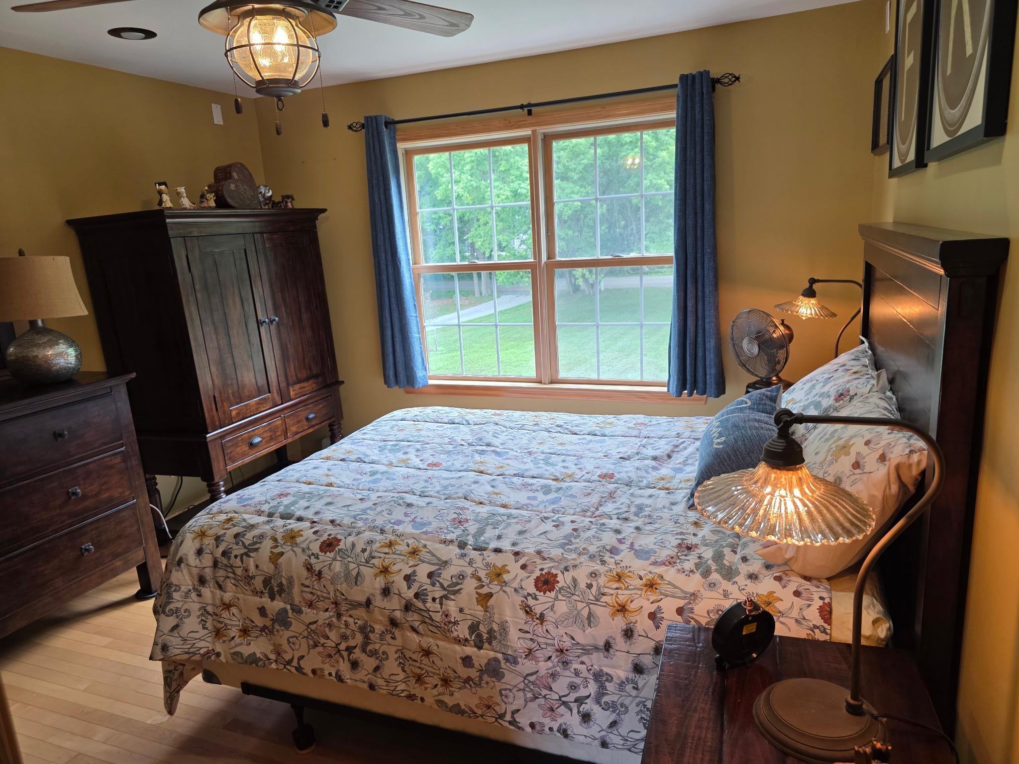 Colchester, Vermont, 05446, United States, 4 Bedrooms Bedrooms, ,3 BathroomsBathrooms,Residential,For Sale,1895144