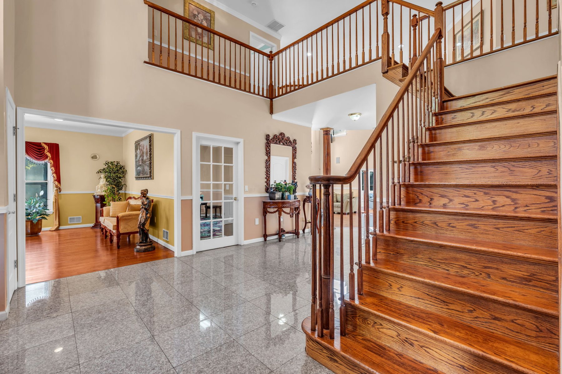 Luxury Multi-Generational Estate - 物件實景