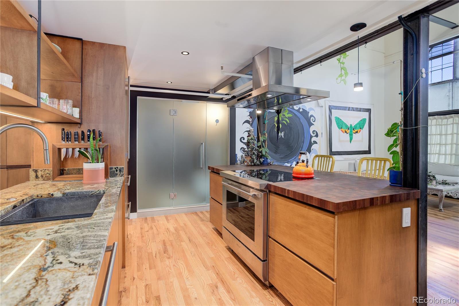 Denver, Colorado, 80205, United States, 1 Bedroom Bedrooms, ,2 BathroomsBathrooms,Residential,For Sale,1804748