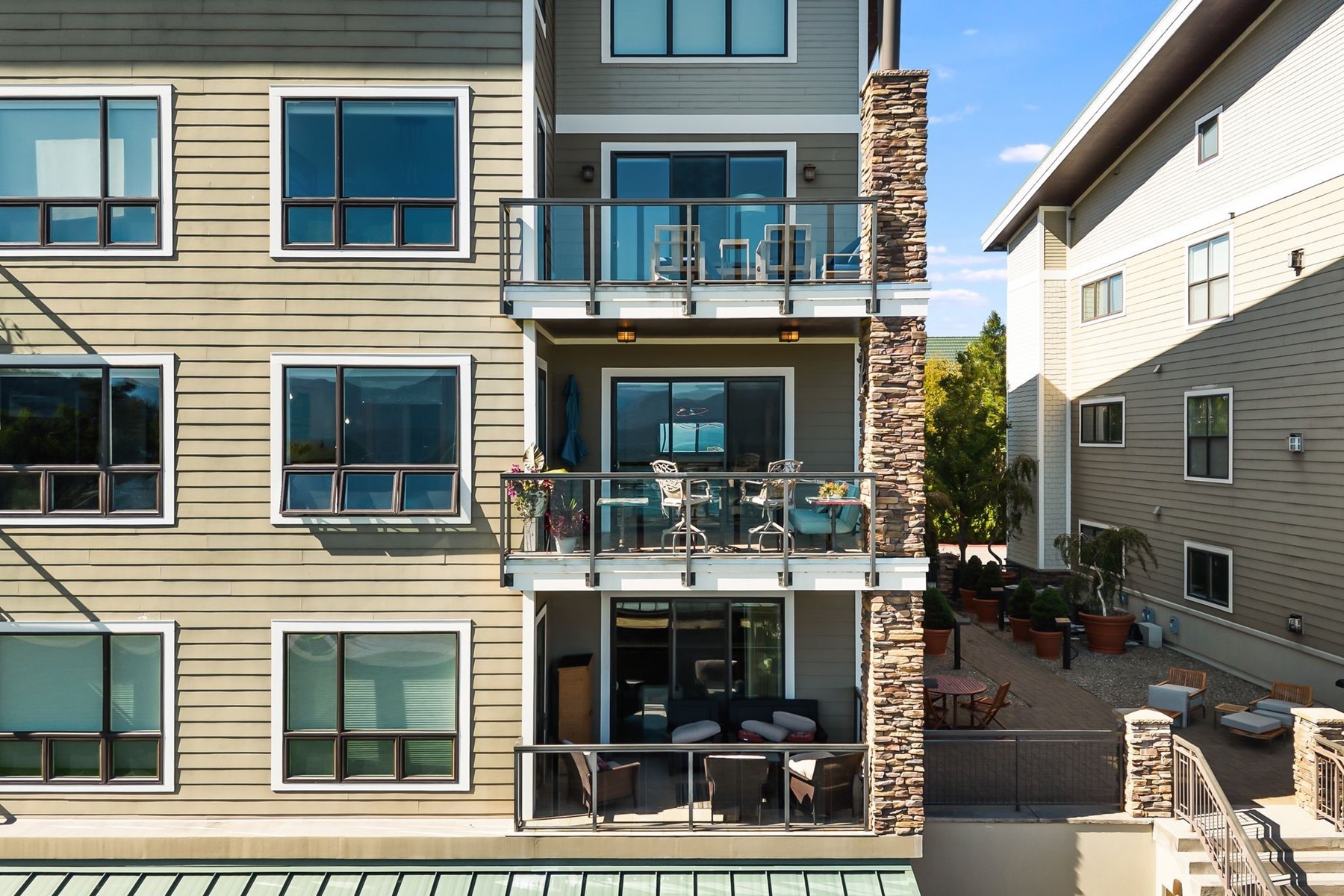  Corner Condo at Seasons at Sandpoint - 物件實景