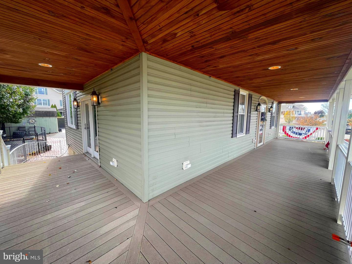 MAPLE SHADE, New Jersey, 08052, United States, 3 Bedrooms Bedrooms, ,3 BathroomsBathrooms,Residential,For Sale,1985694