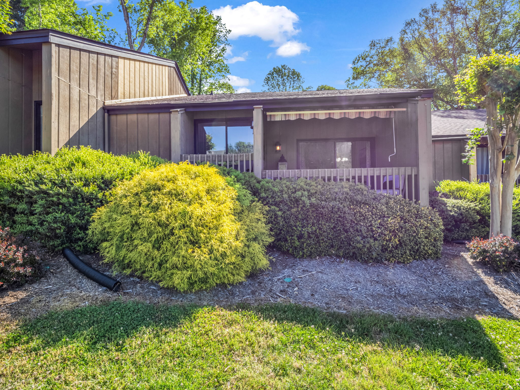  182 W. Lake Dr. S. - 物件實景