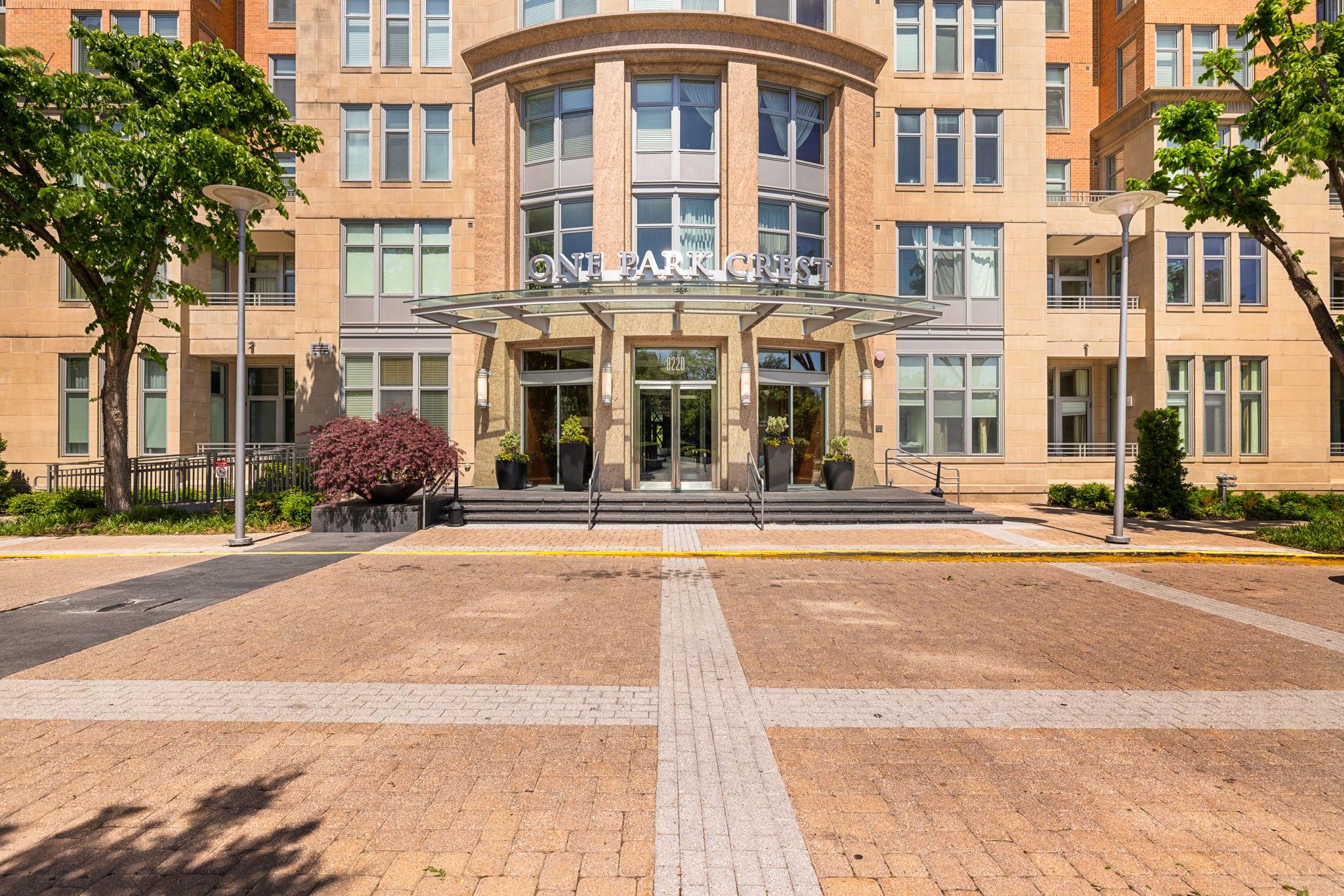  8220 Crestwood Heights Drive, Mclean, VA, 22102 - 物件實景