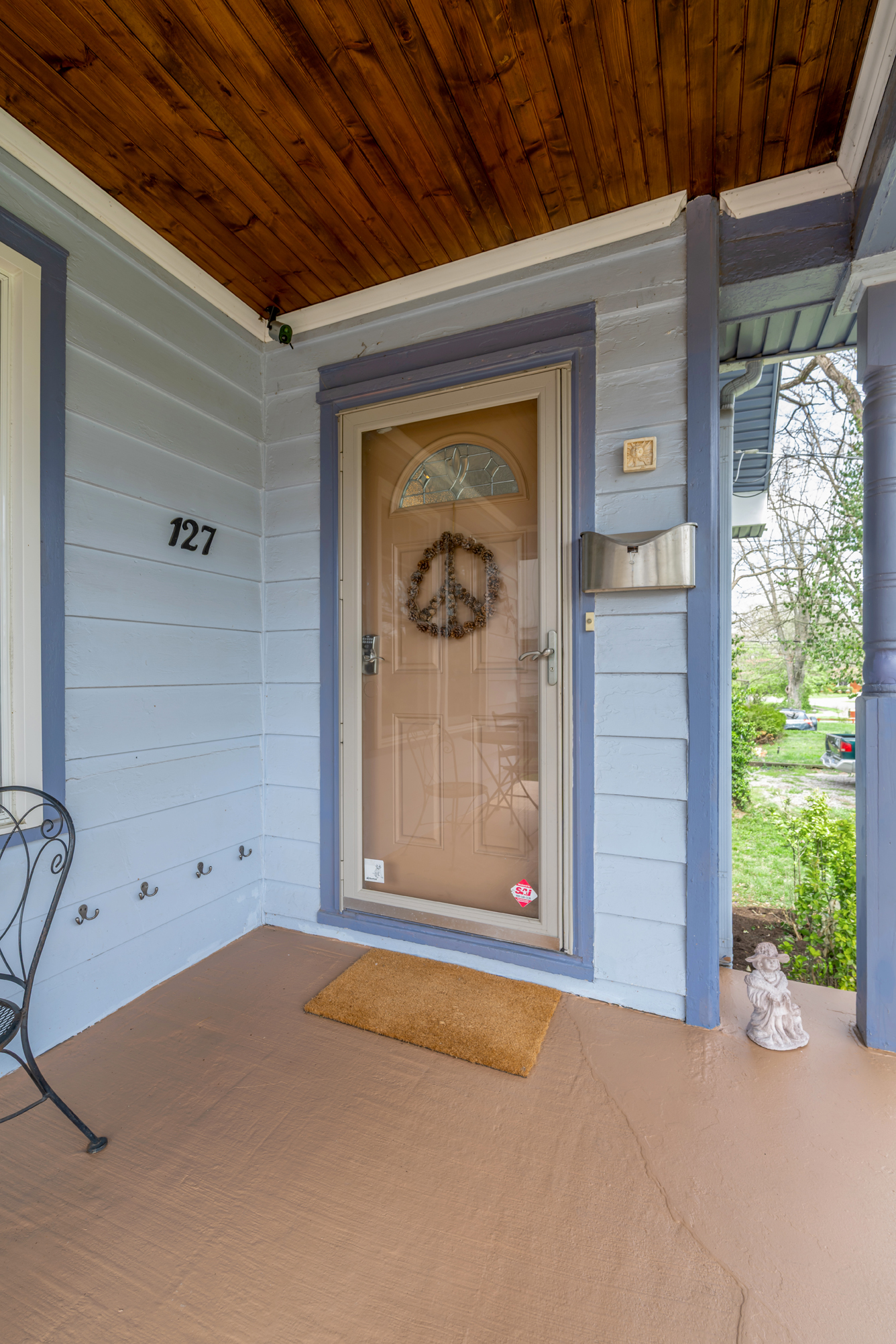  127 Delmont Drive - 物件實景