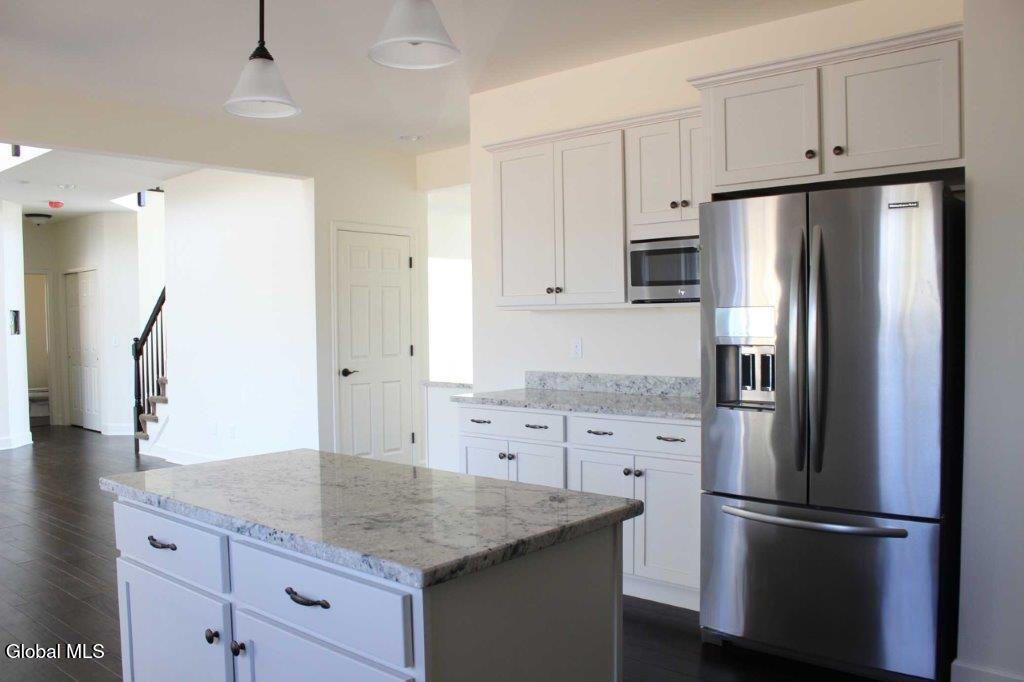 Averill Park, New York, 12018, United States, 4 Bedrooms Bedrooms, ,3 BathroomsBathrooms,Residential,For Sale,1939290