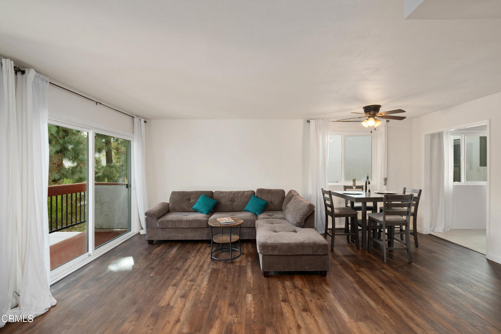 15322 Weddington Street #3, Sherman Oaks, California, 91411, United States, 2 Bedrooms Bedrooms, ,2 BathroomsBathrooms,Residential,For Sale,15322 Weddington Street #3,1621498