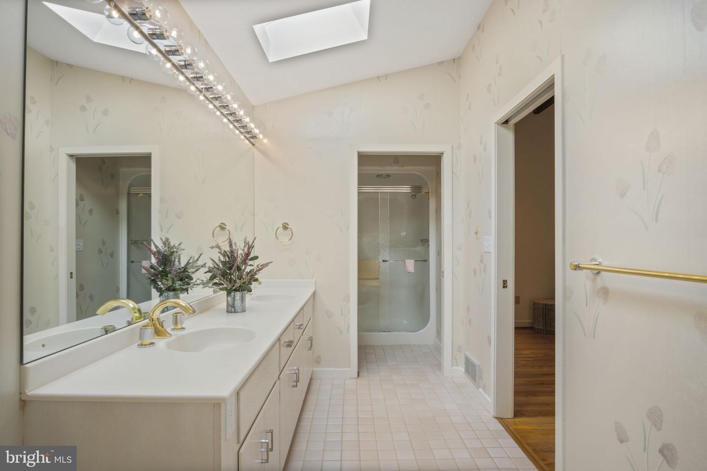 Frederick, Maryland, 21702, United States, 4 Bedrooms Bedrooms, ,3 BathroomsBathrooms,Residential,For Sale,1989312