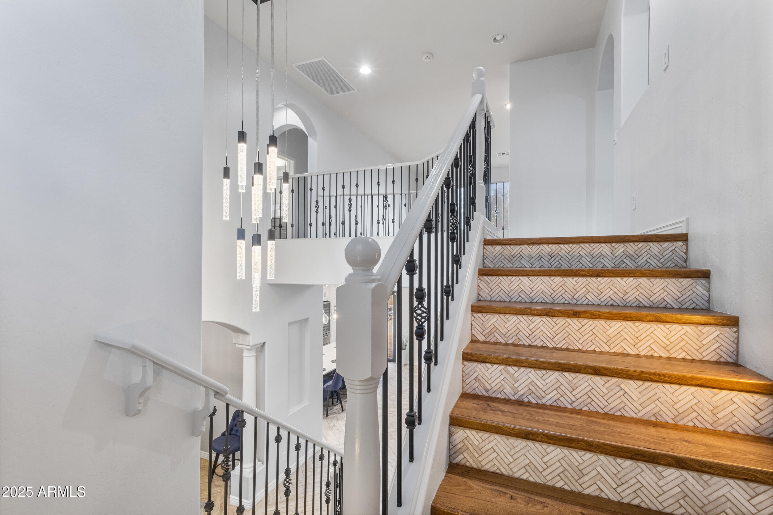 Phoenix, Arizona, 85050, United States, 5 Bedrooms Bedrooms, ,Residential,For Sale,1949706