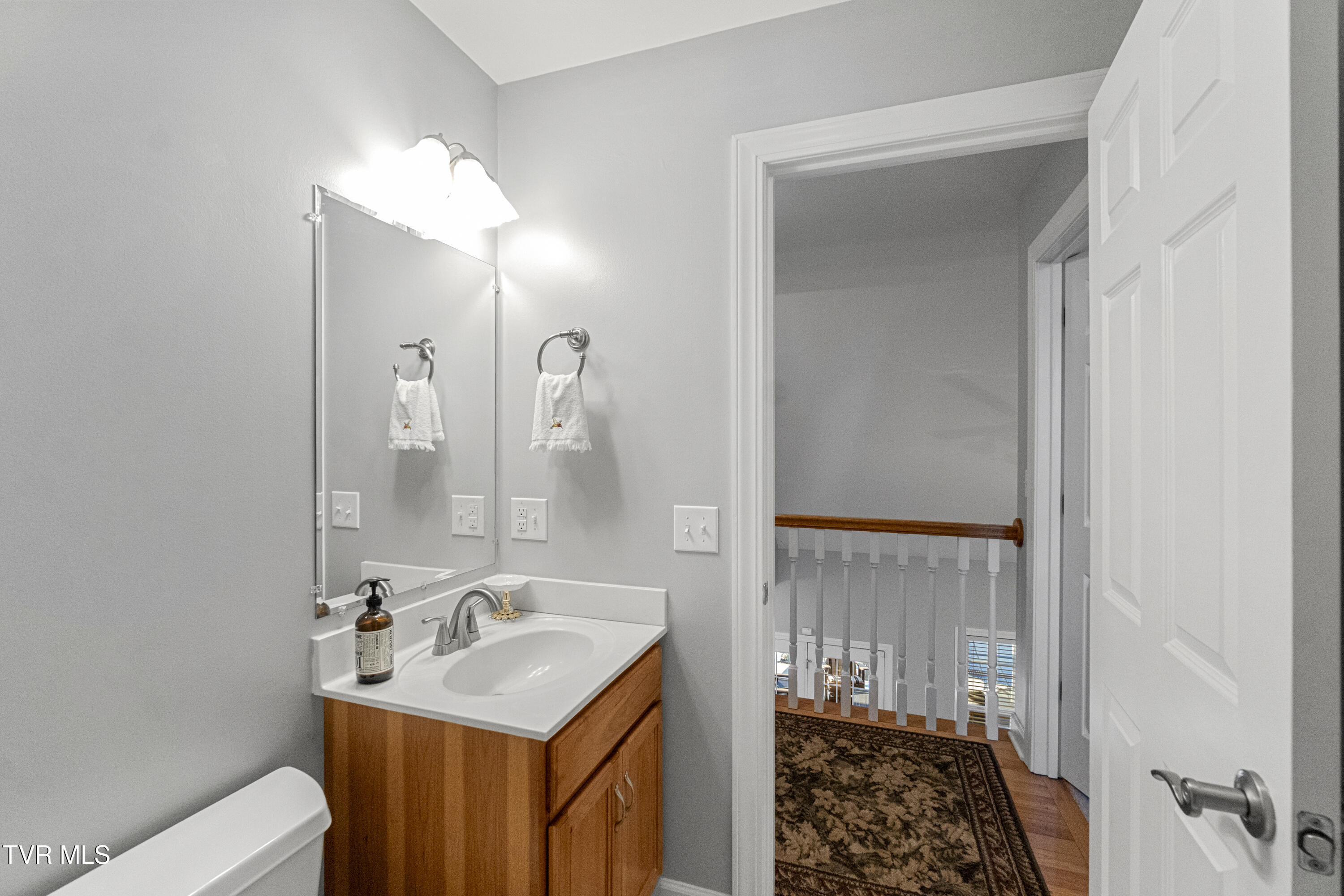 Greeneville, Tennessee, 37745, United States, 5 Bedrooms Bedrooms, ,5 BathroomsBathrooms,Residential,For Sale,2012581